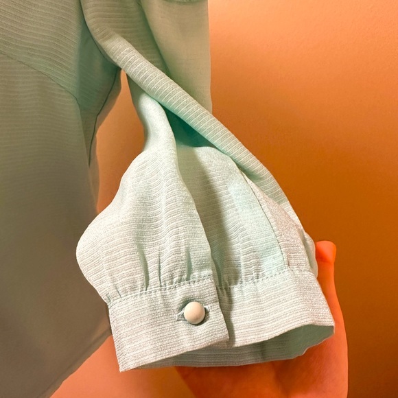 3/4 Sleeve top with open shoulder size M 160/84A - Picture 3 of 4